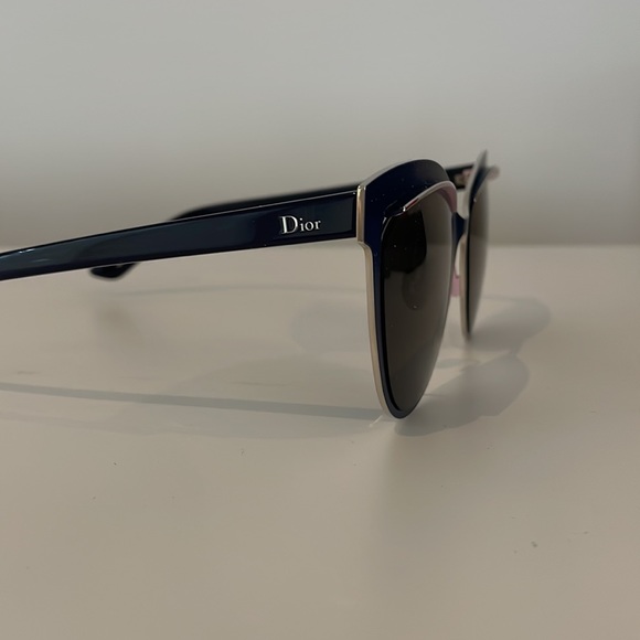 Dior sunglasses - Picture 2 of 6